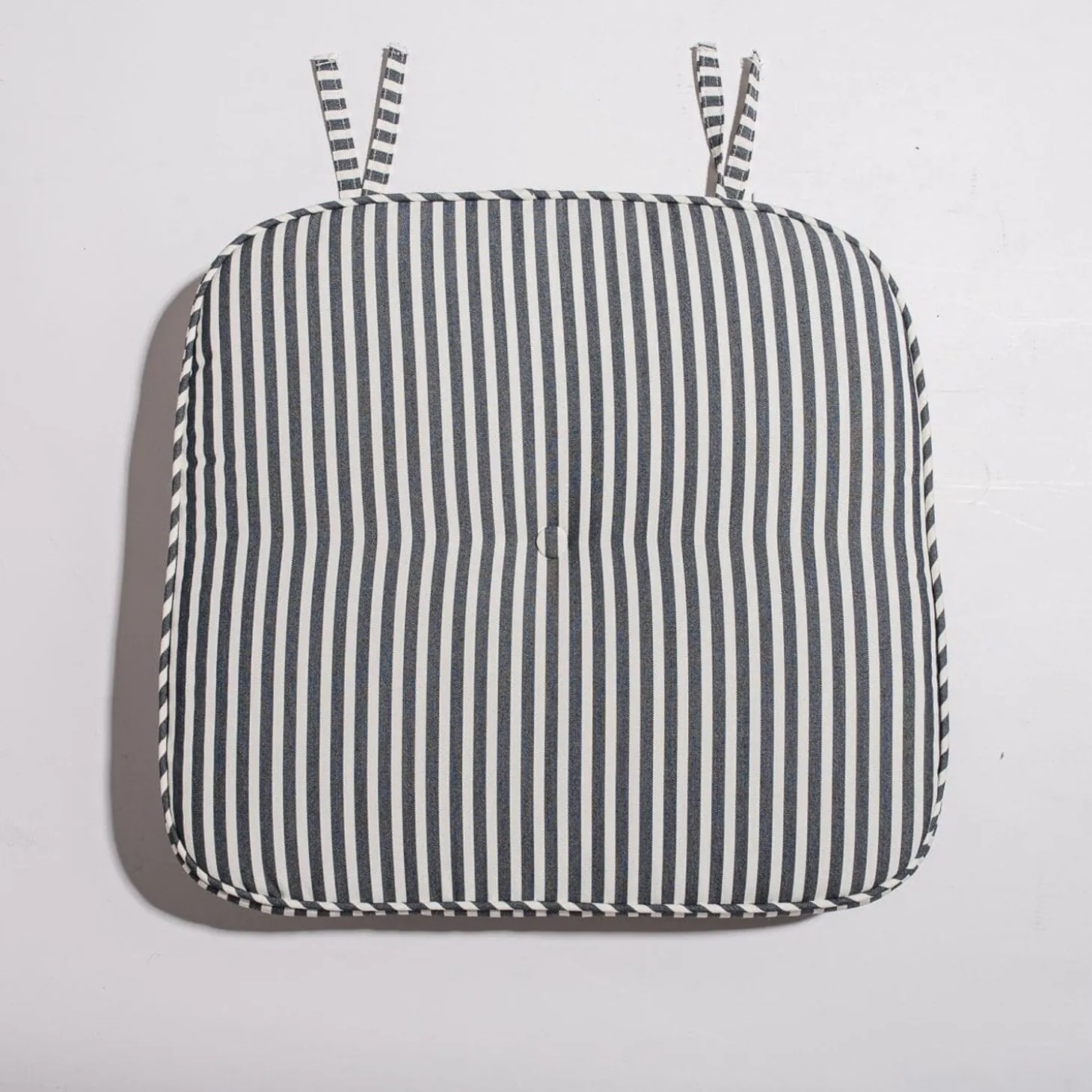 The Al Fresco Chair Cushion - Lauren'S Navy Stripe