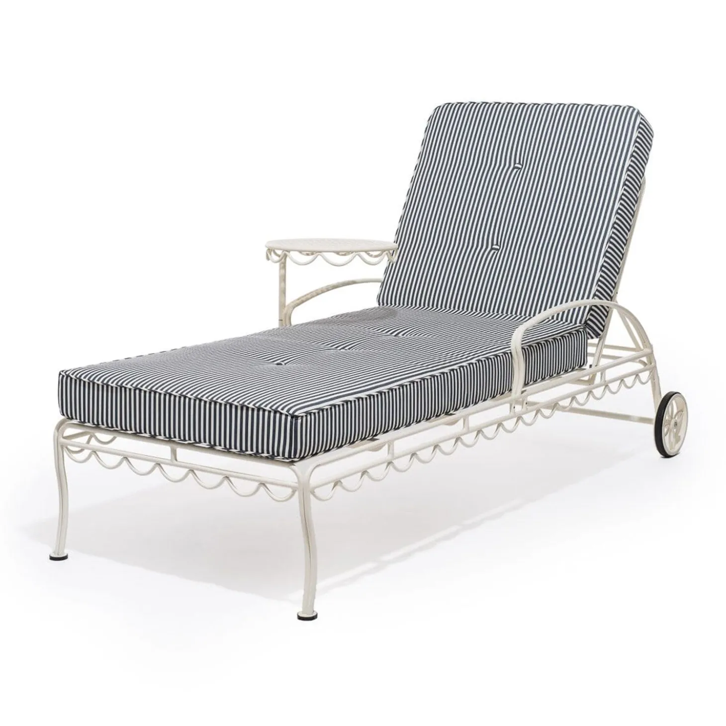 The Al Fresco Sun Lounger Cushion - Lauren'S Navy Stripe