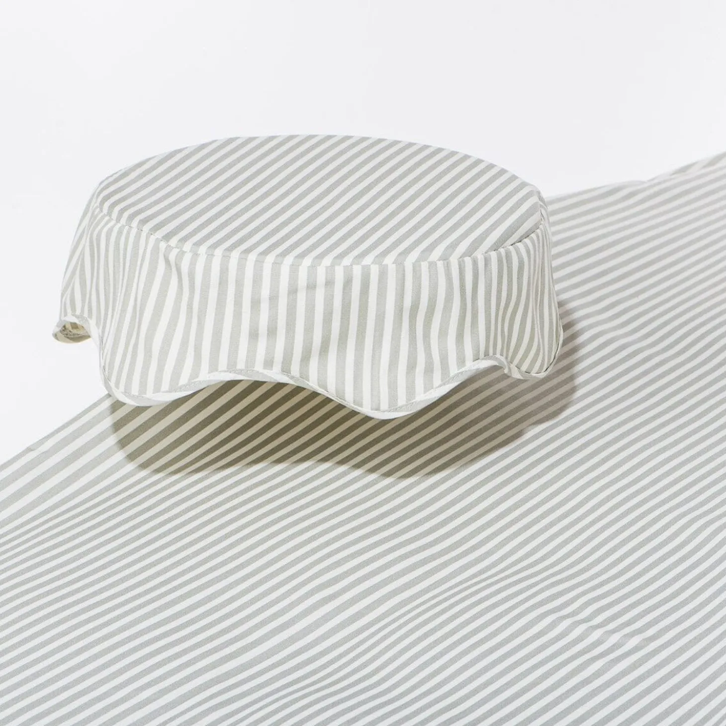 The Al Fresco Sun Lounger Cover - Lauren'S Sage Stripe