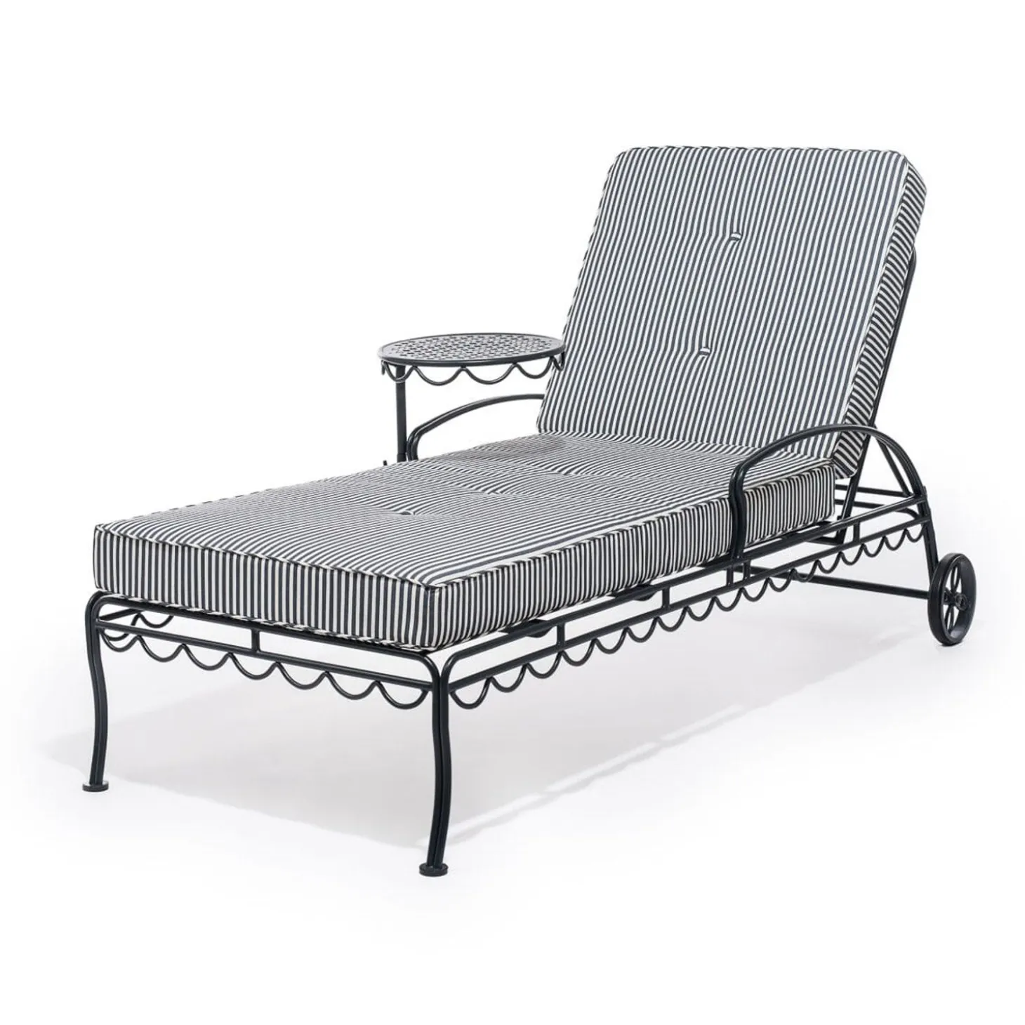 The Al Fresco Sun Lounger Cushion - Lauren'S Navy Stripe