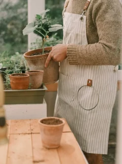 The Apron - Lauren'S Sage Stripe
