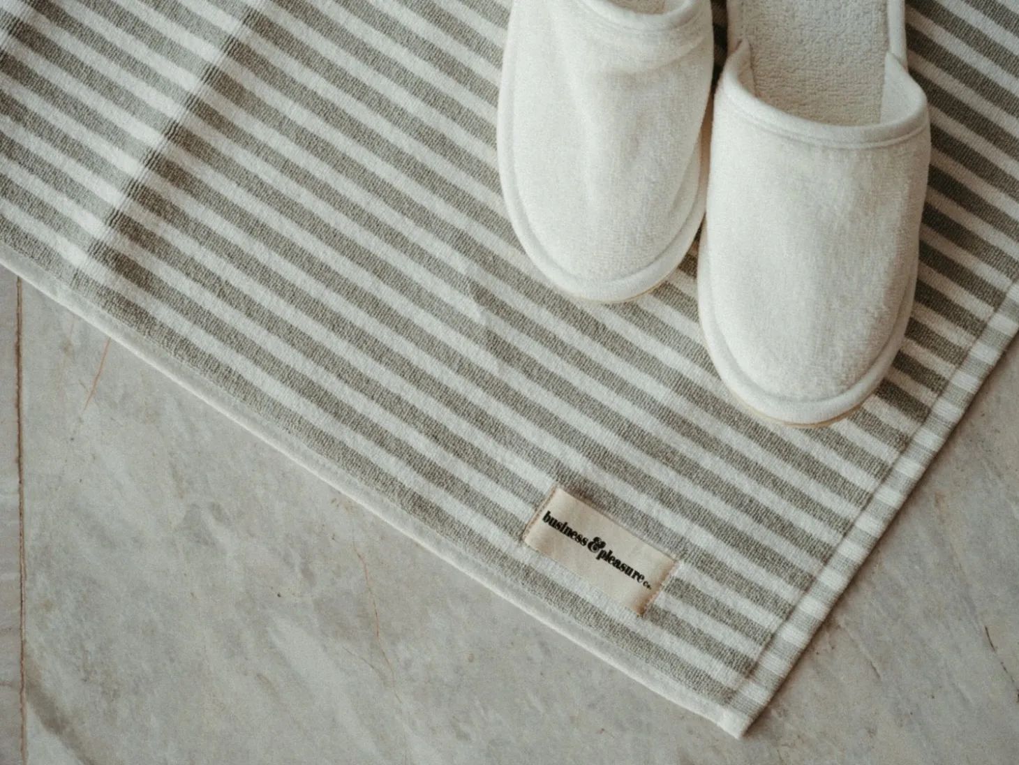 The Bath Mat - Lauren'S Sage Stripe