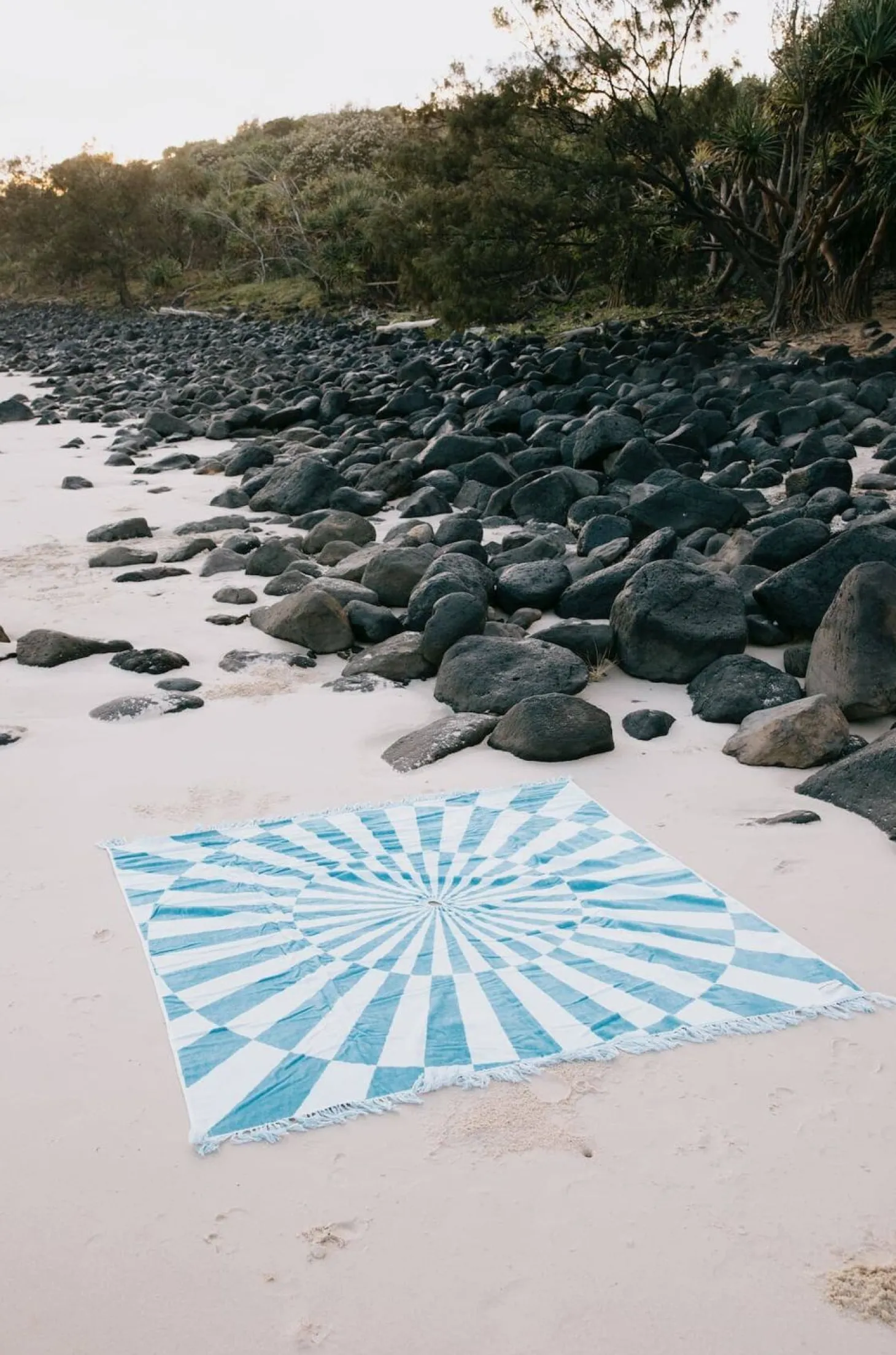 The Beach Blanket - Classic Blue Spiral