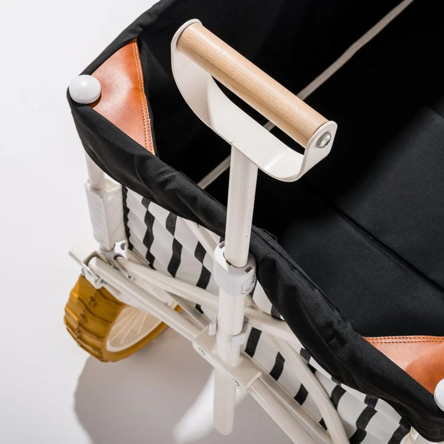 The Beach Cart - Monaco Black Stripe