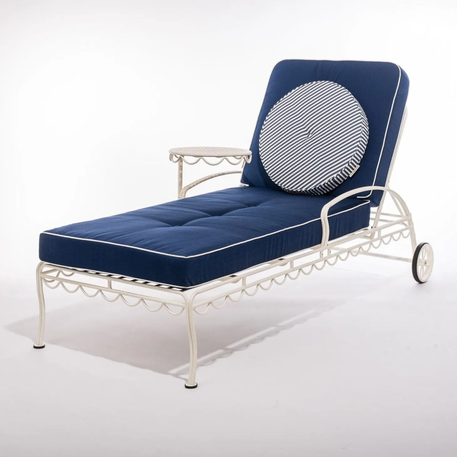 The Circular Pillow - Laurens Navy Stripe