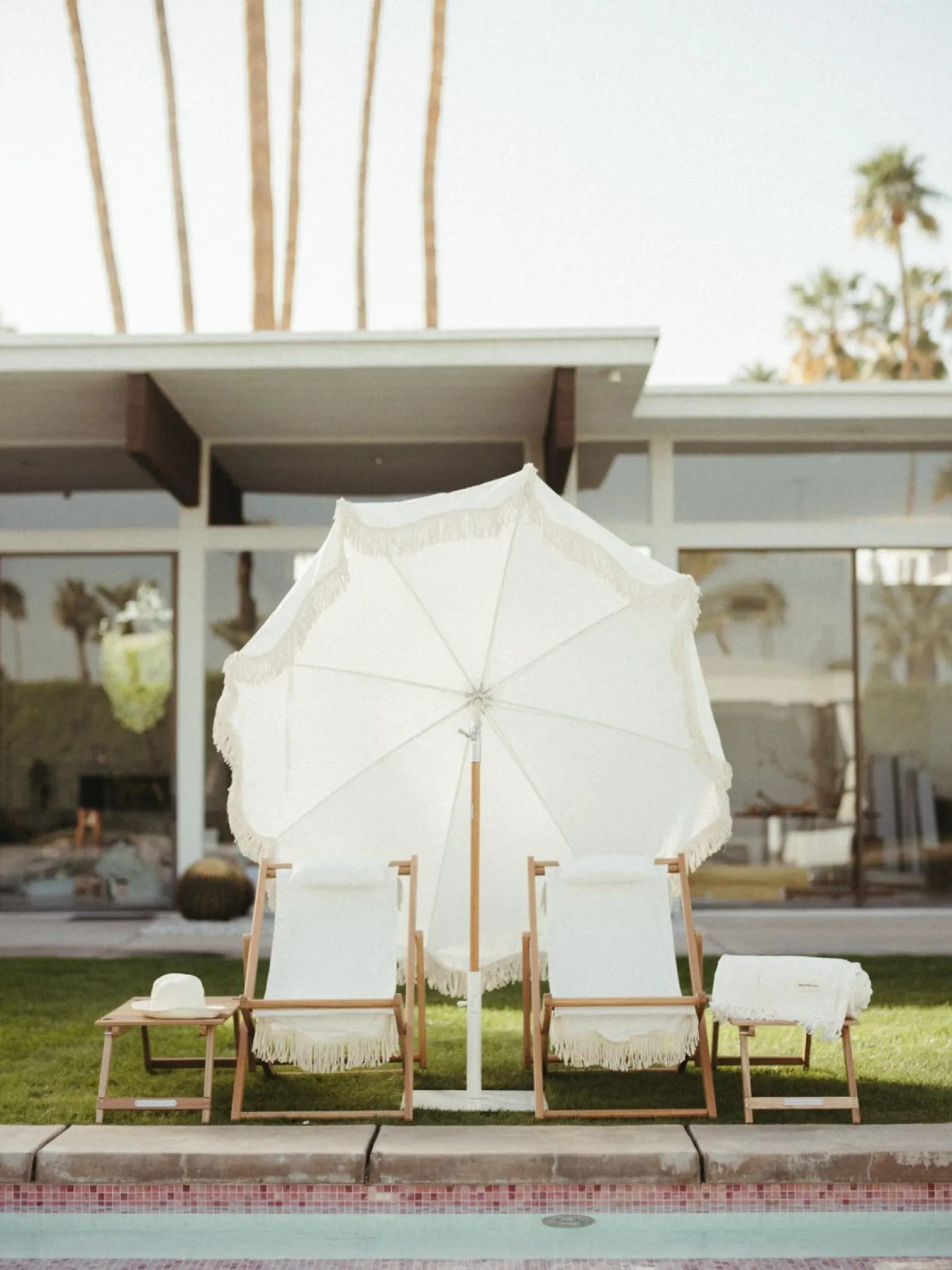 The Classic Base - 35 Lbs - White