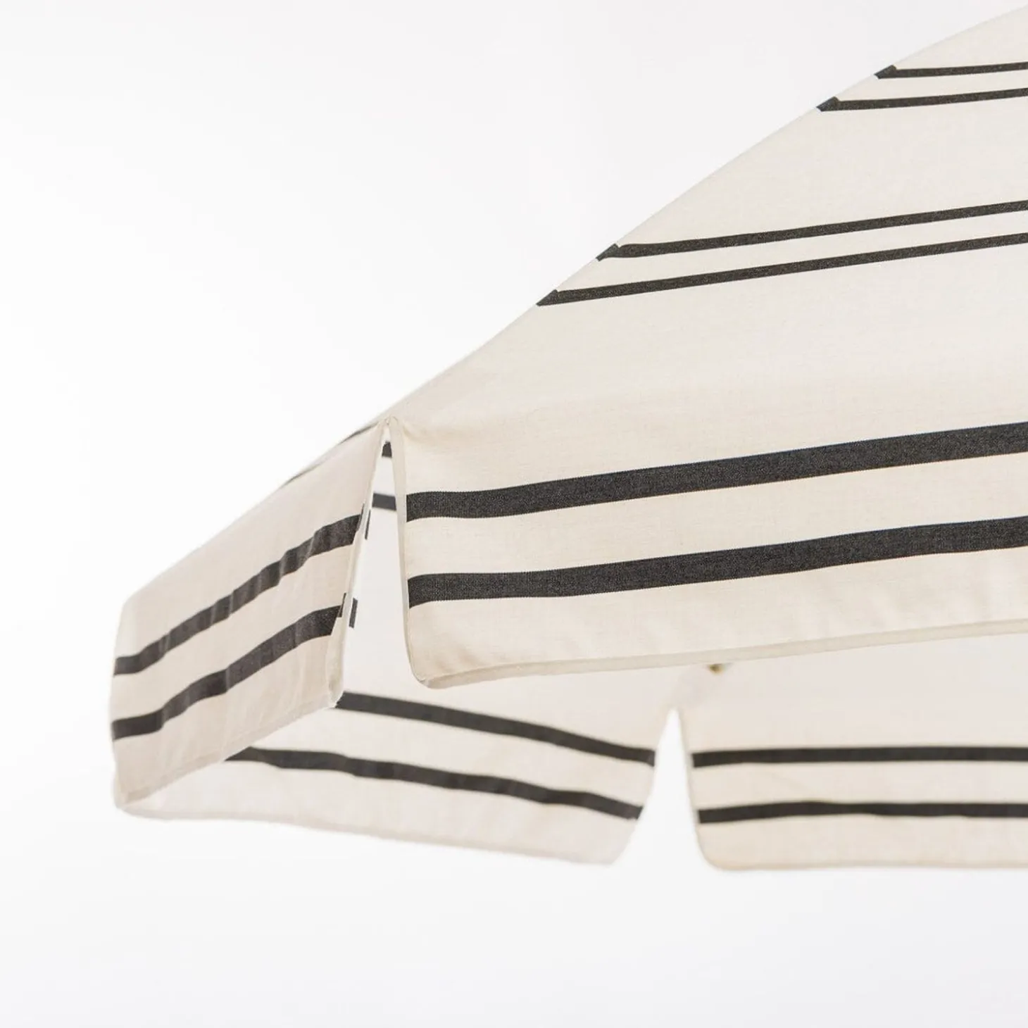 The Club Umbrella - Malibu Black Stripe