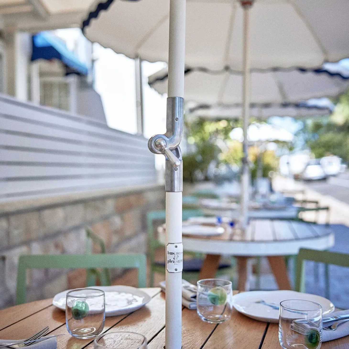 The Club Umbrella - Rivie White