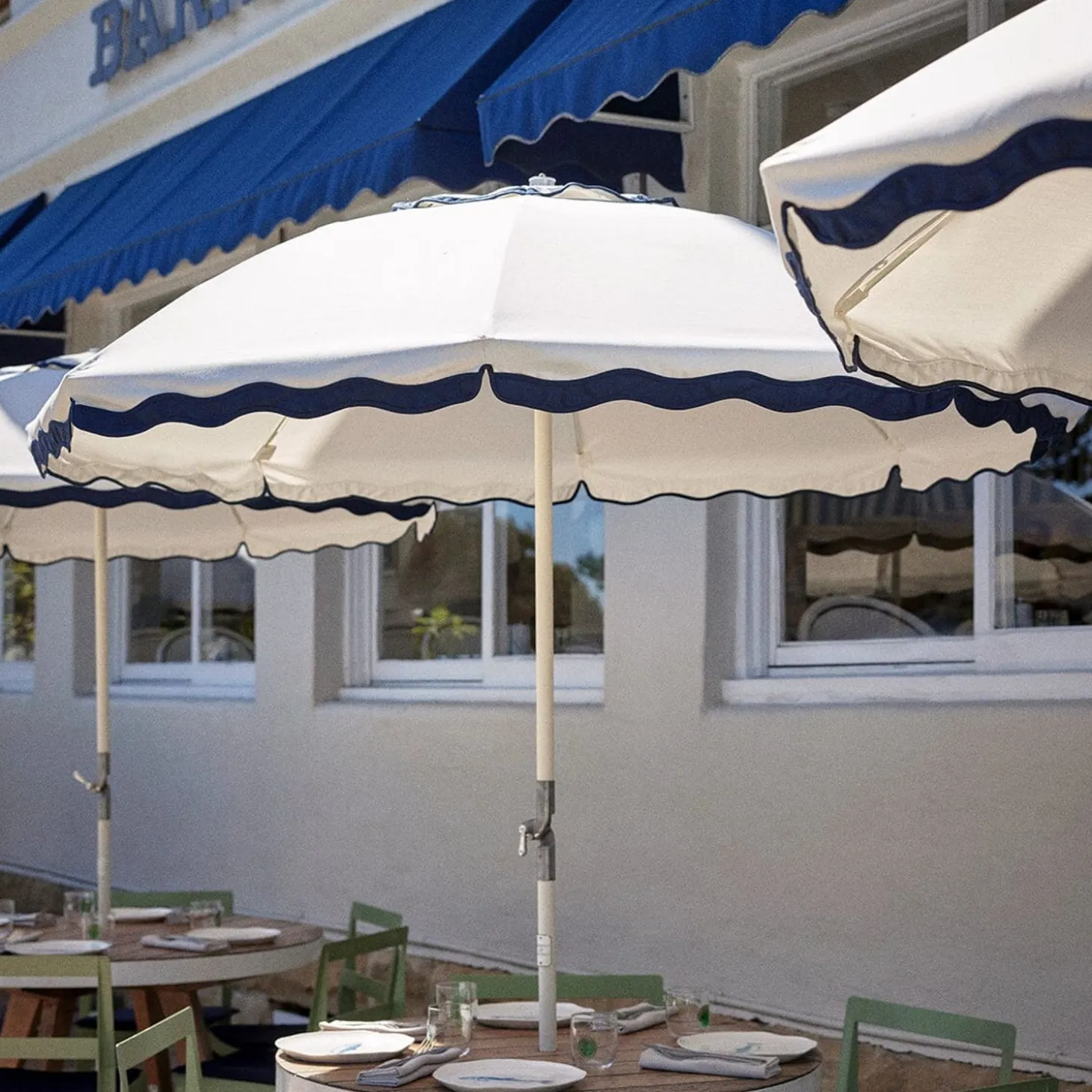 The Club Umbrella - Rivie White