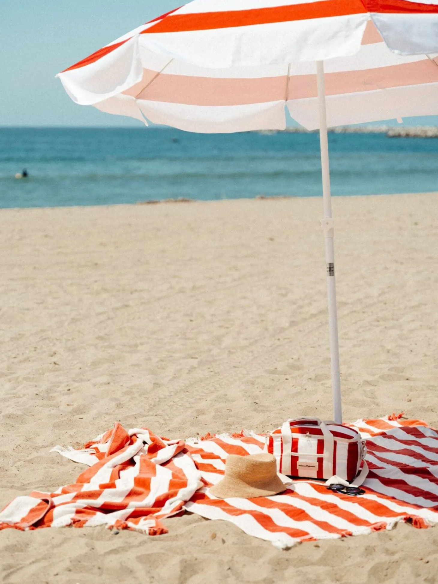 The Family Beach Umbrella - Le Sirenuse Capri Stripe