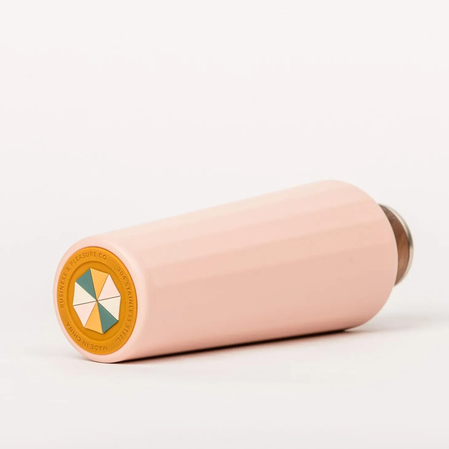 The Hemingway Drinkware - Flask - Dusty Pink - 25 Oz