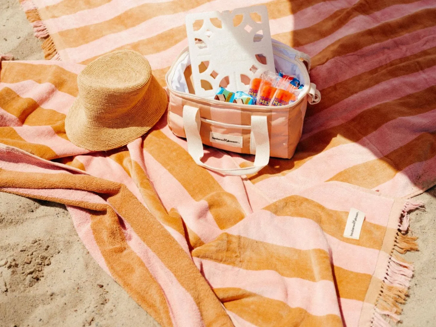 The Holiday Beach Blanket - 70'S Sand & Pink
