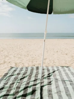 The Holiday Beach Blanket - 70'S Green