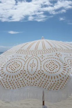 The Holiday Beach Umbrella - Eyelet
