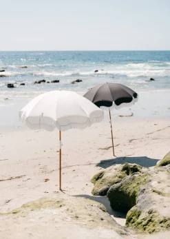 The Holiday Beach Umbrella - Vintage Black