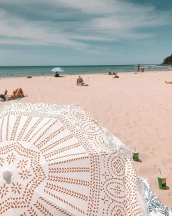 The Holiday Beach Umbrella - Eyelet