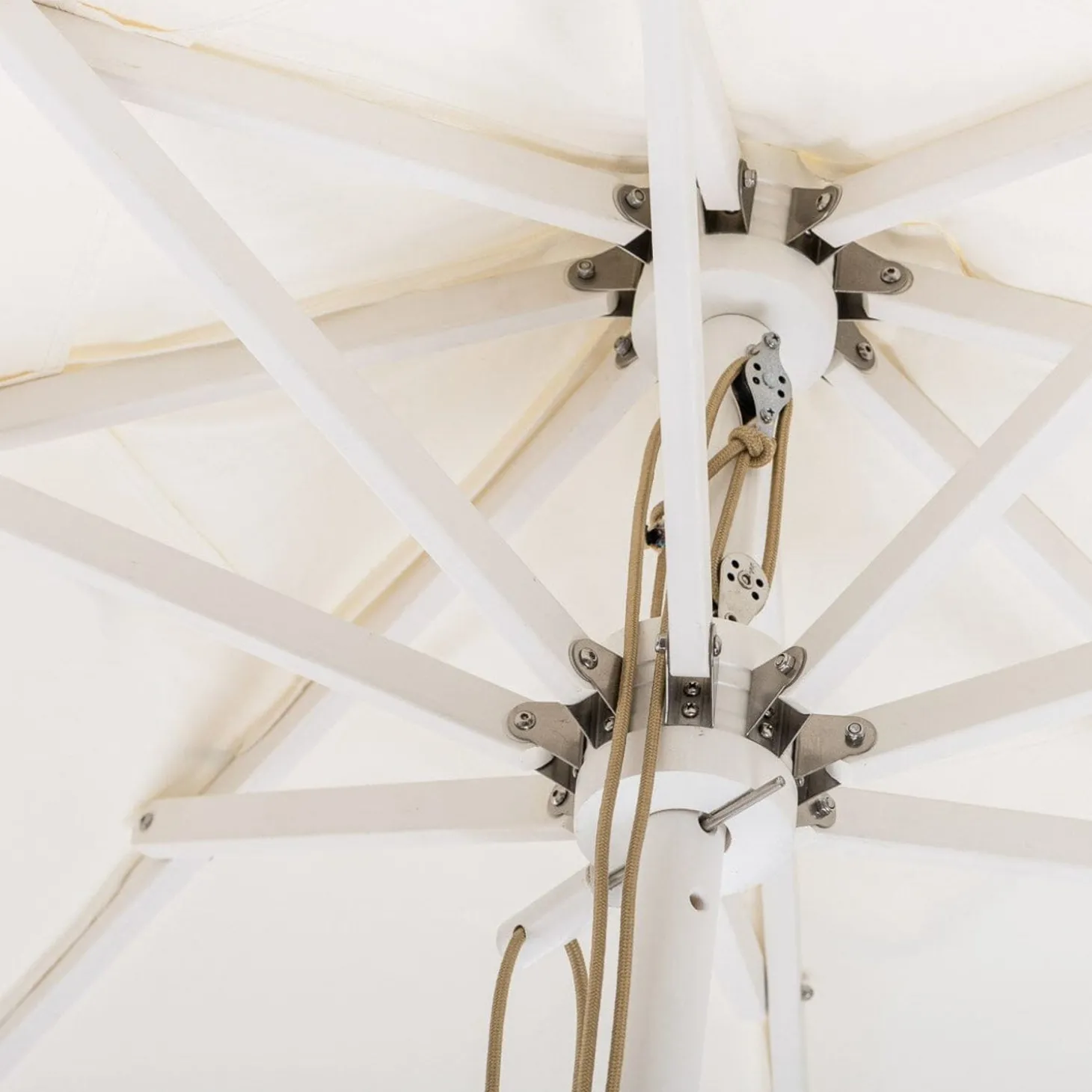 The Market Umbrella - Rivie White