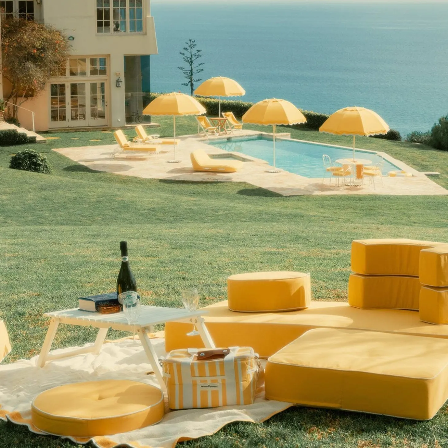 The Modular Pillow Stack - Rivie Mimosa