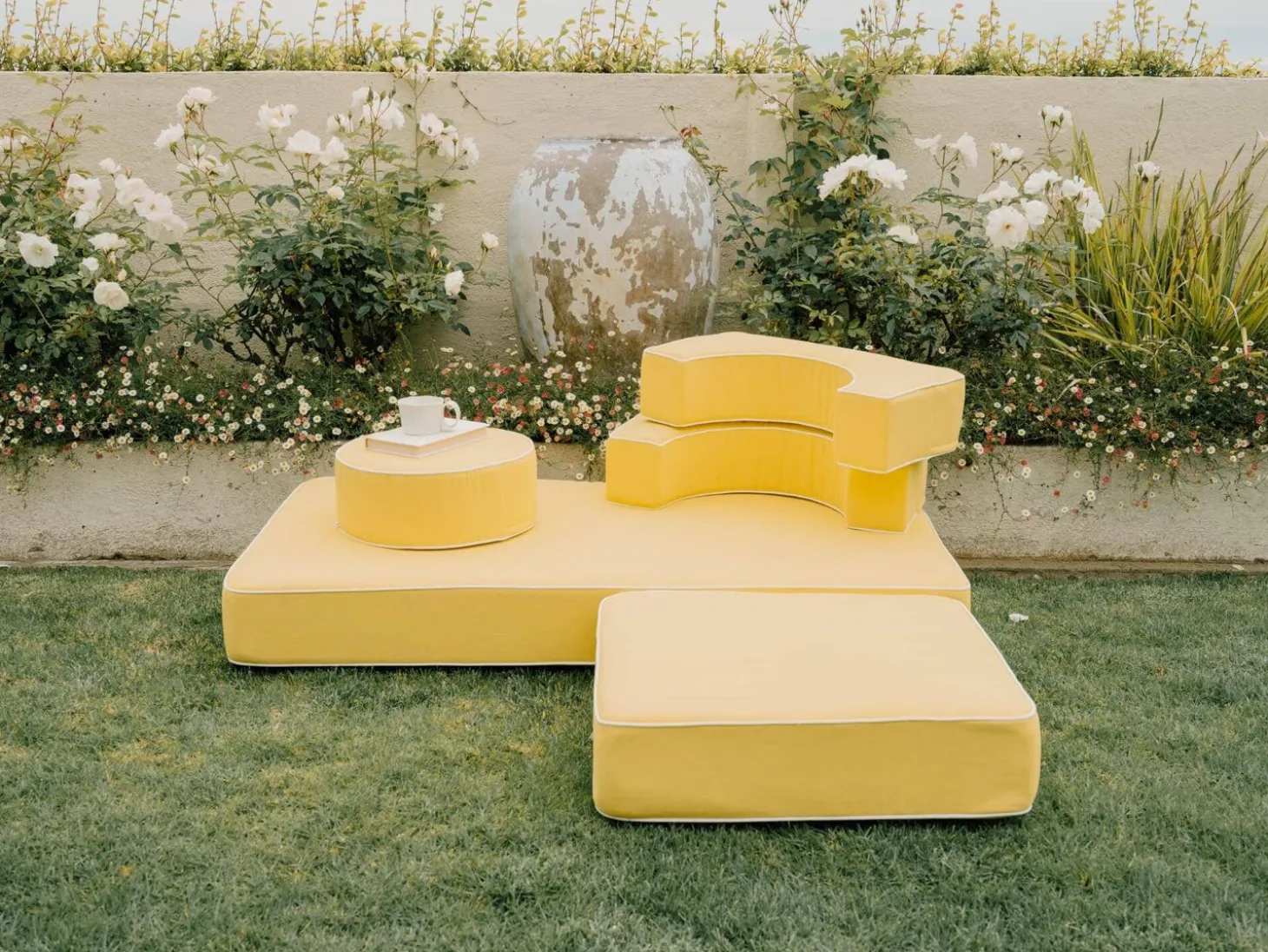 The Modular Pillow Stack - Rivie Mimosa