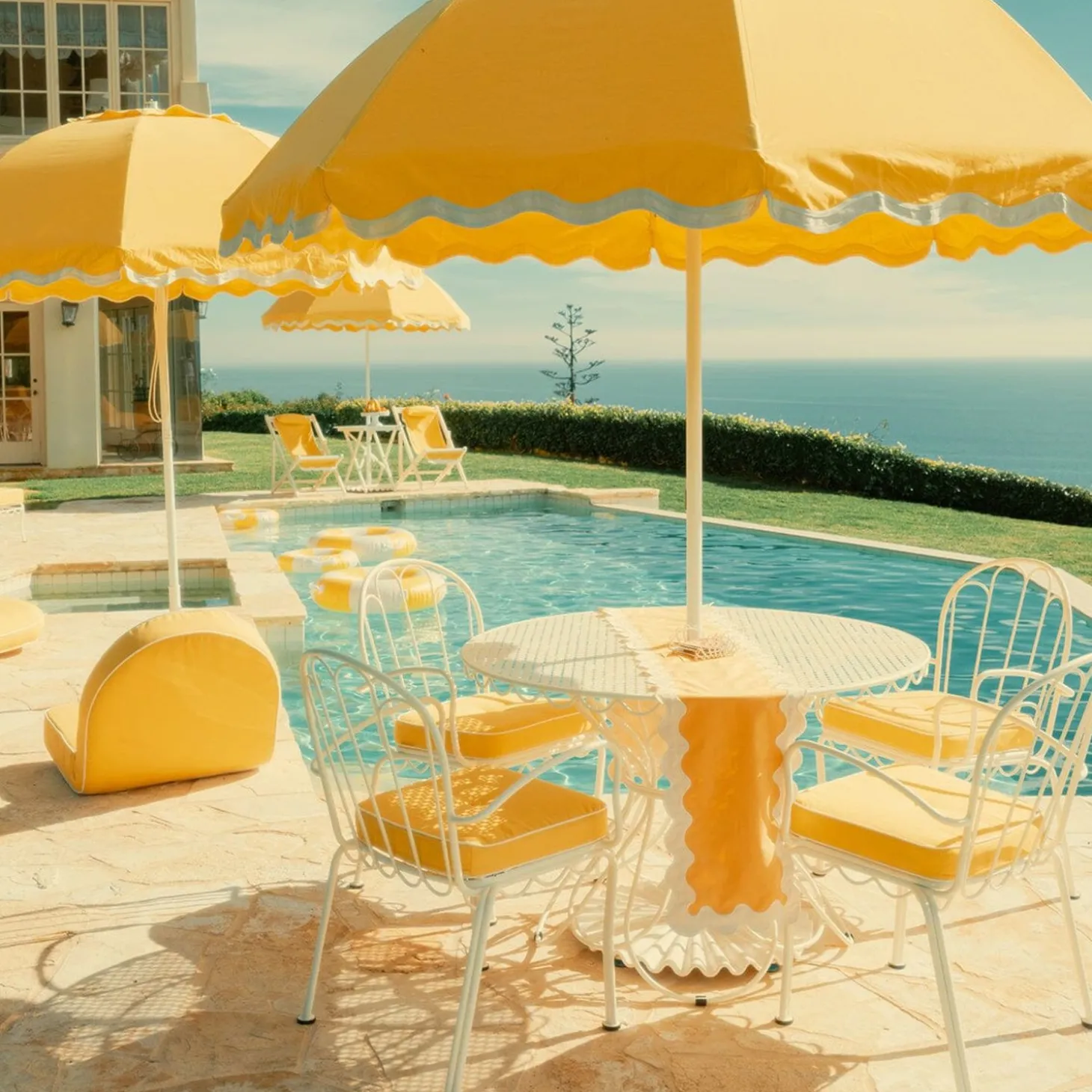 The Patio Umbrella - Rivie Mimosa