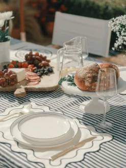 The Placemat - Rivie White