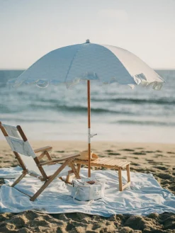 The Premium Beach Umbrella - Vintage Blue Check