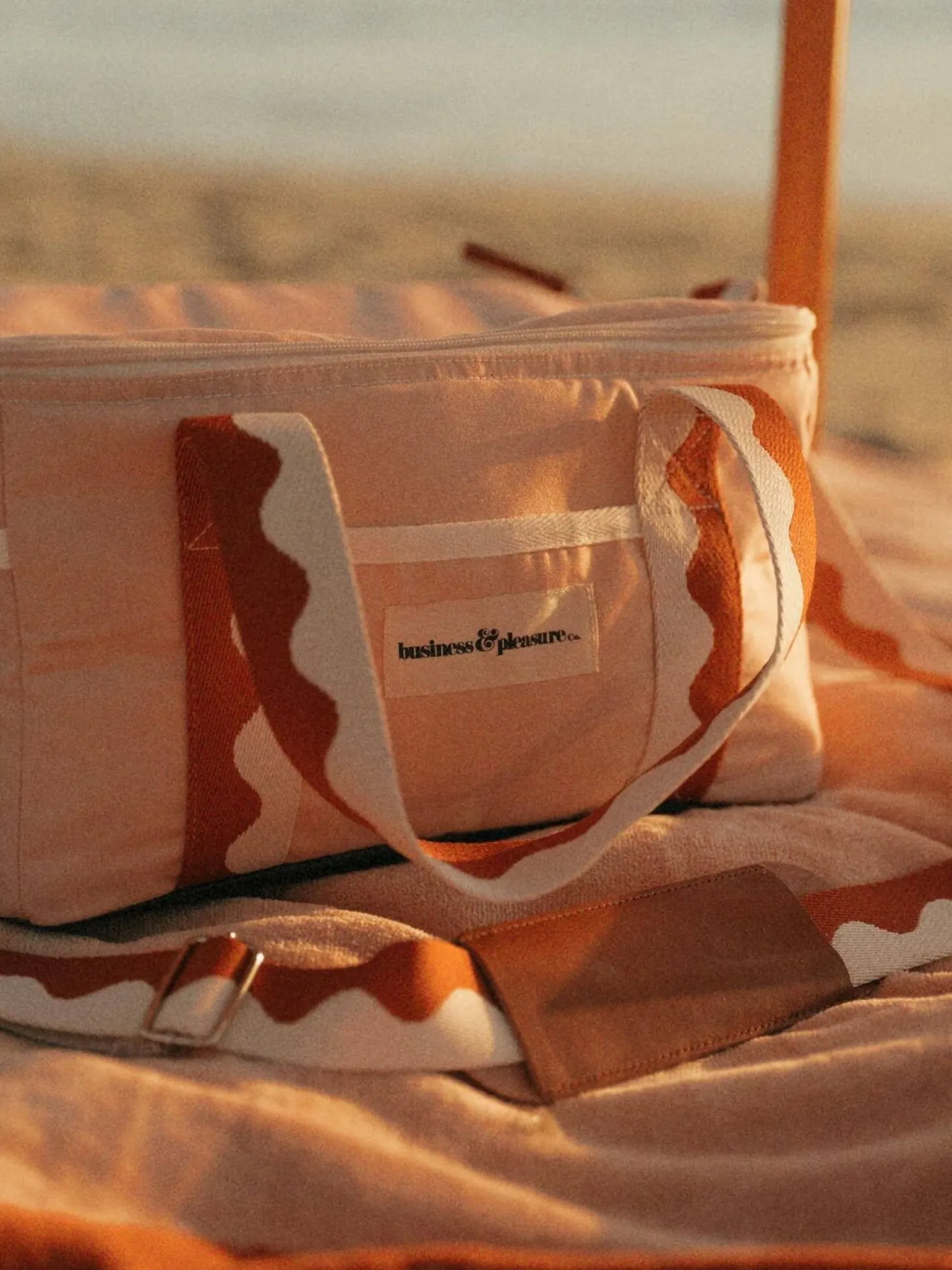 The Premium Cooler Bag - Rivie Pink