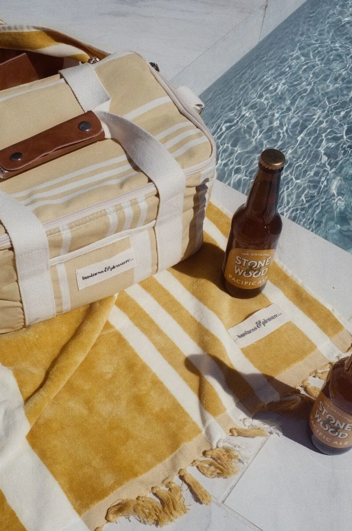 The Premium Cooler Bag - Vintage Yellow Stripe