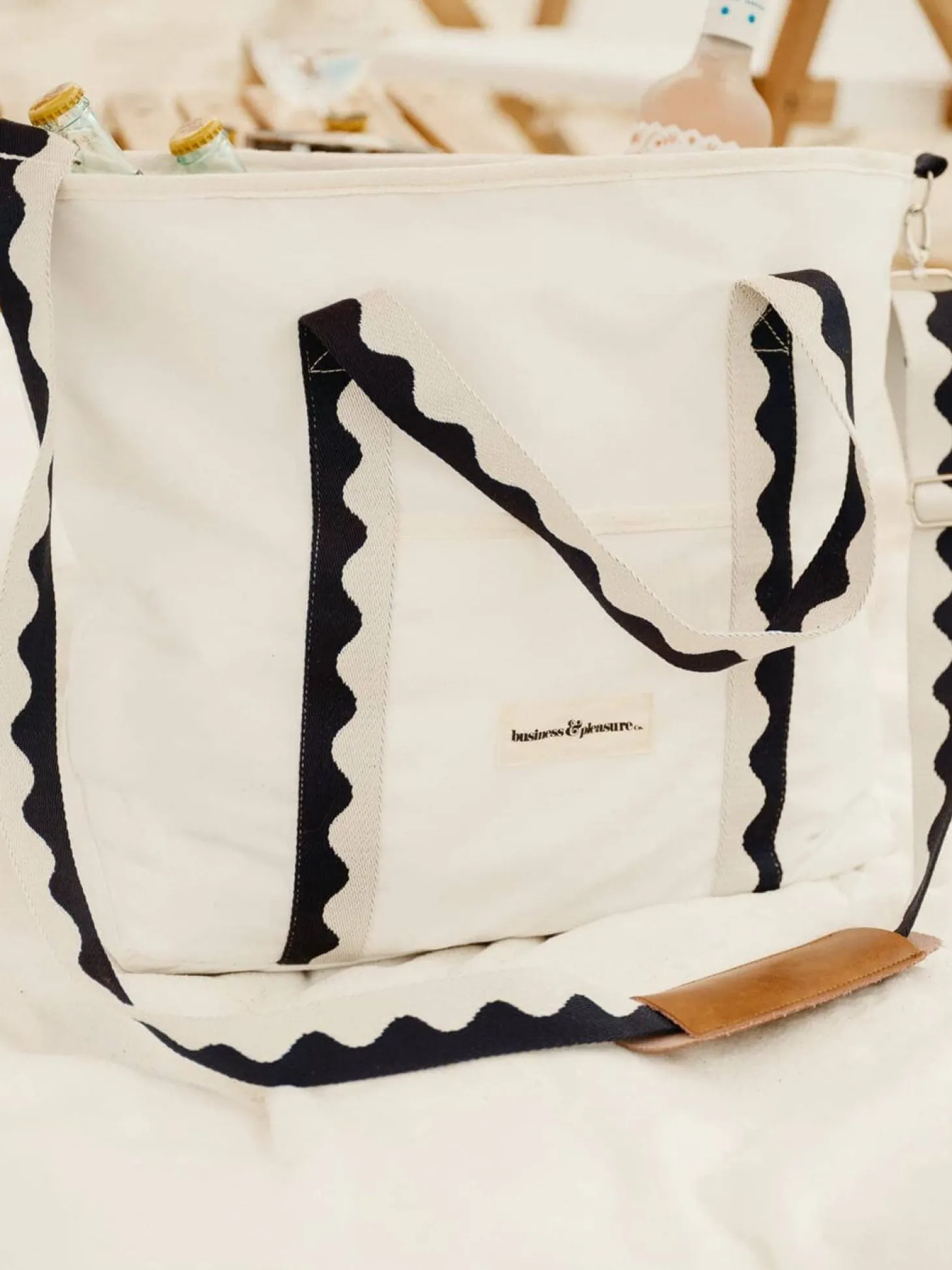 The Premium Cooler Tote Bag - Rivie White