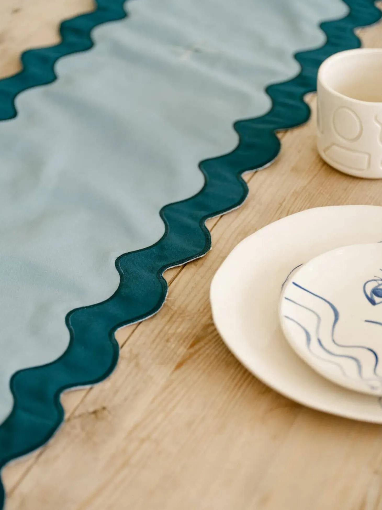 The Table Runner - Rivie Green