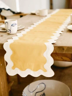 The Table Runner - Rivie Mimosa
