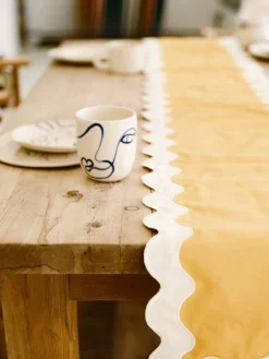 The Table Runner - Rivie Mimosa