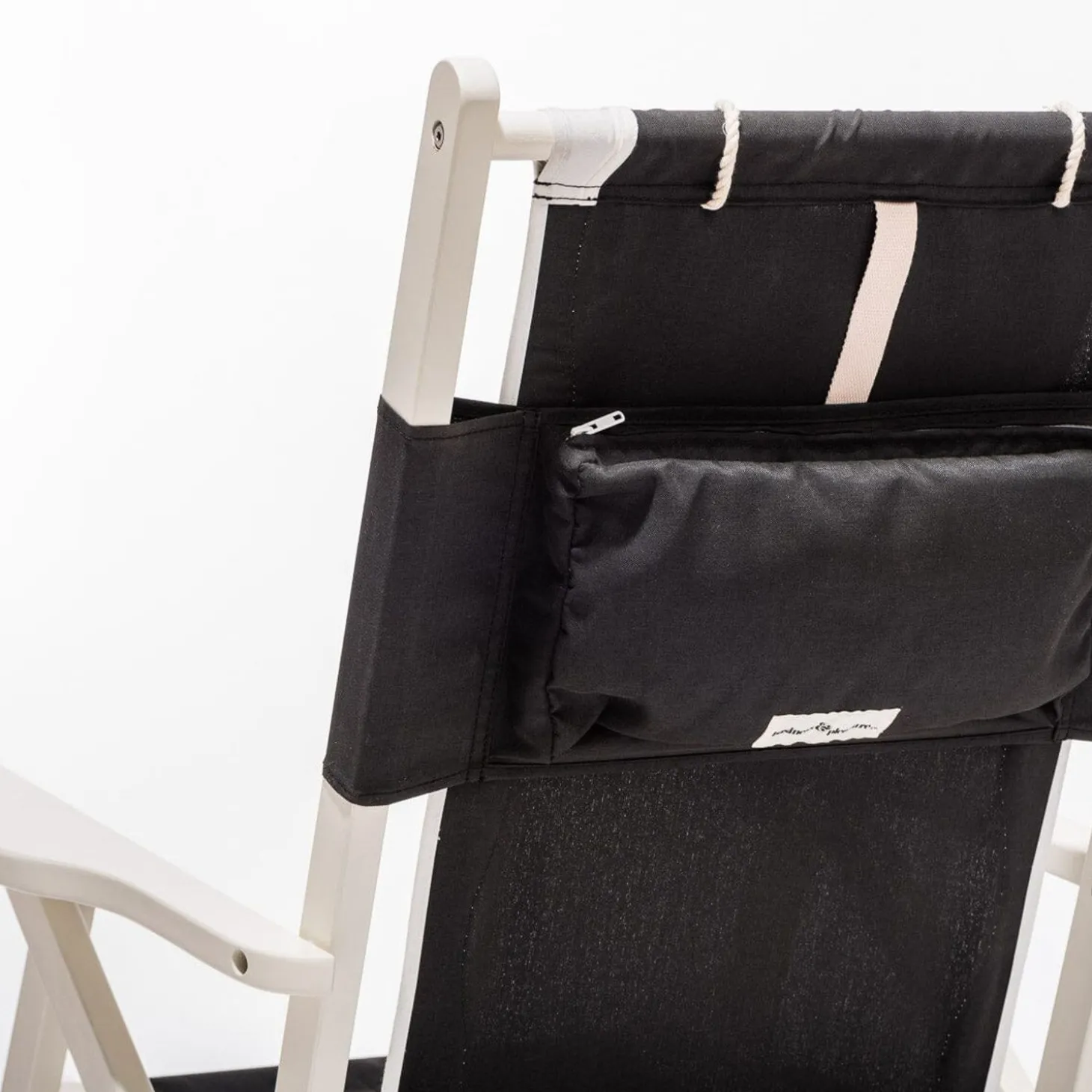 The Tommy Chair - White - Rivie Black