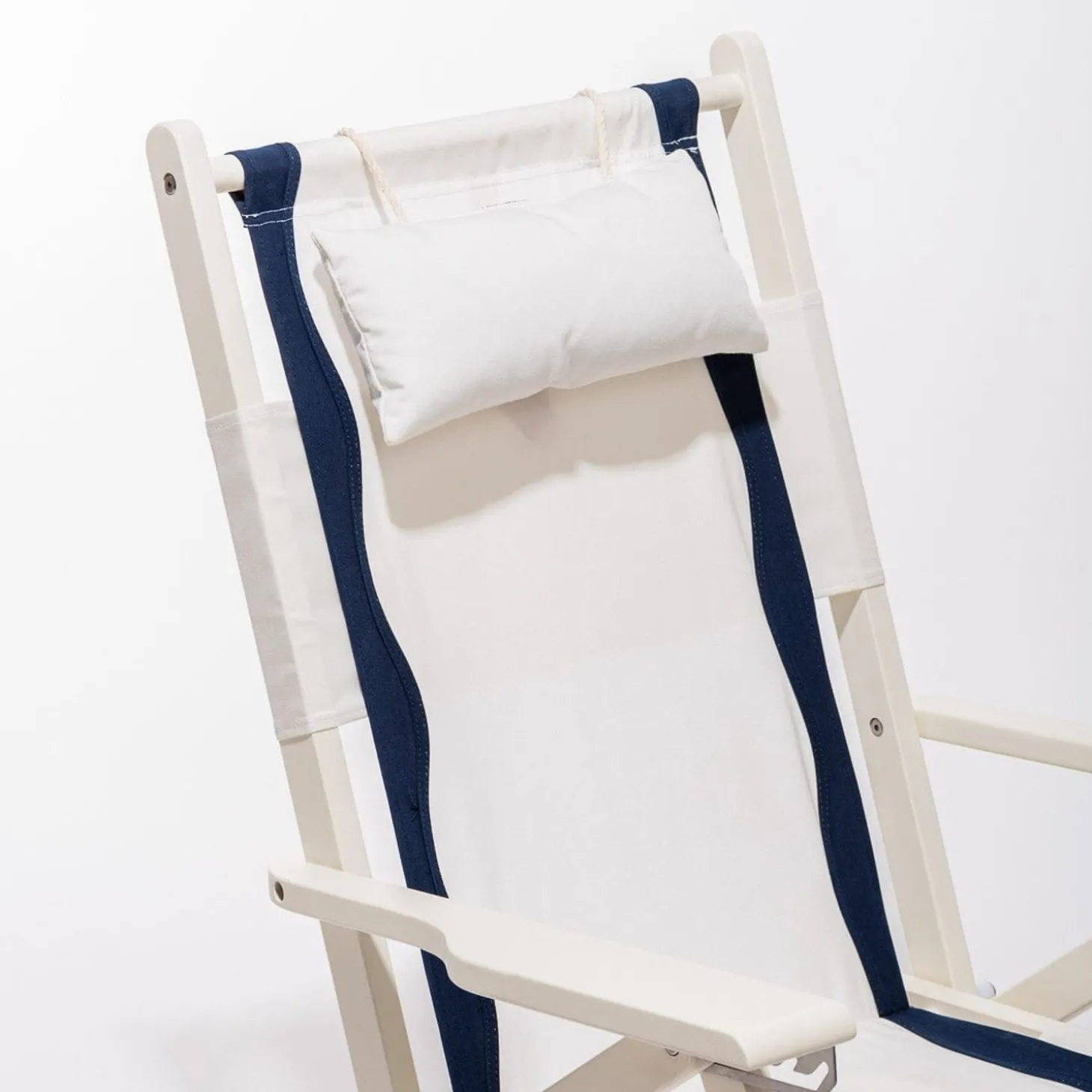 The Tommy Chair - White - Rivie White