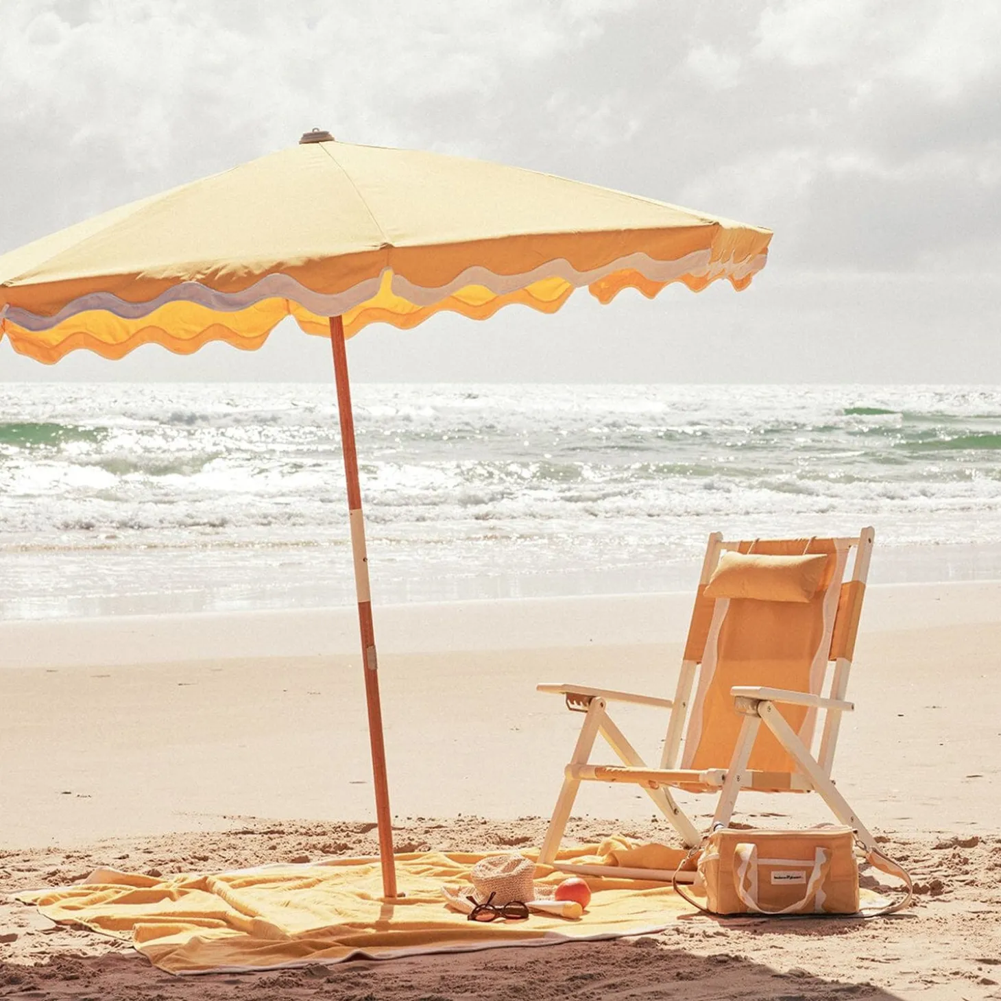 The Tommy Chair - White - Rivie Mimosa