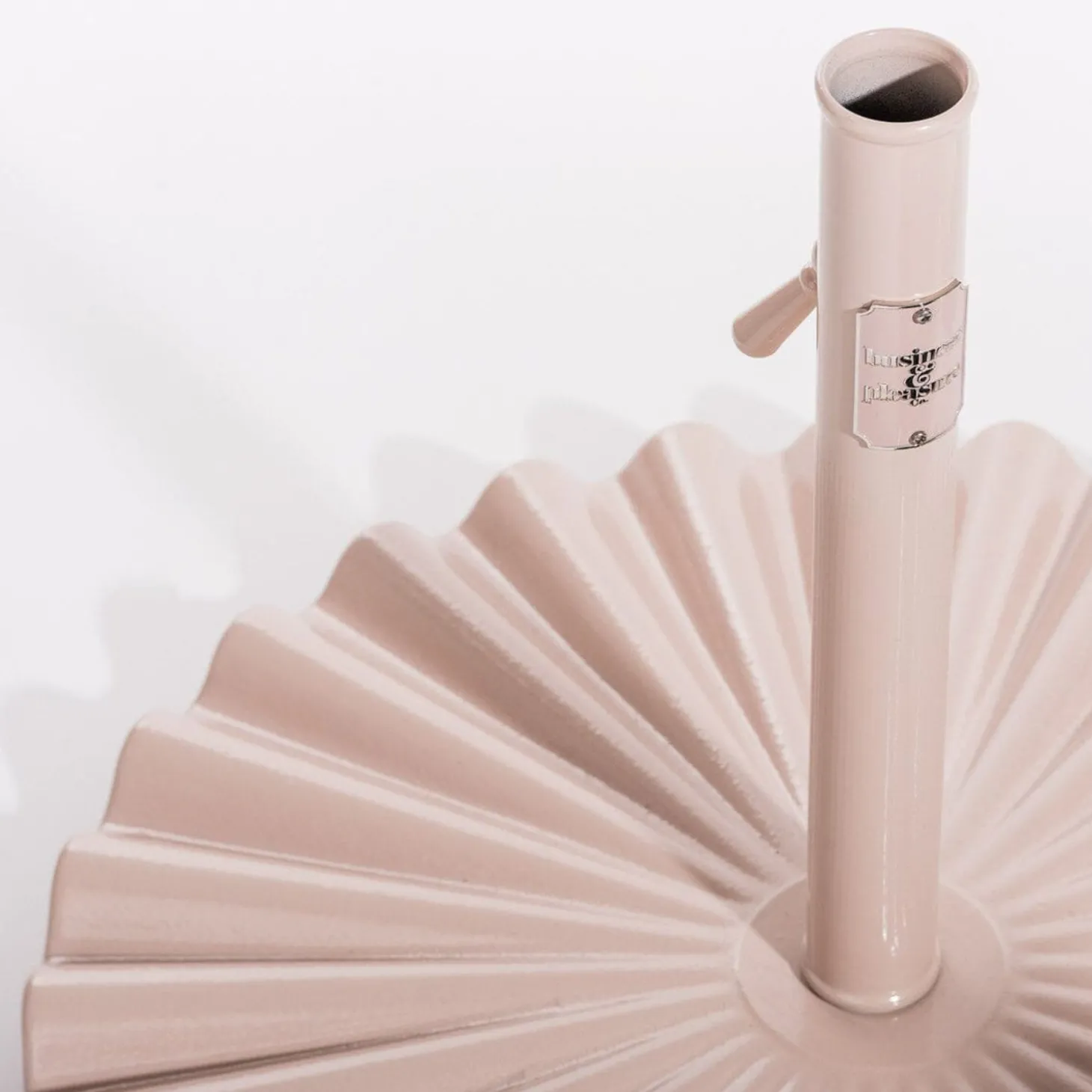 The Xl Clamshell Base - 90 Lbs - Dusty Pink