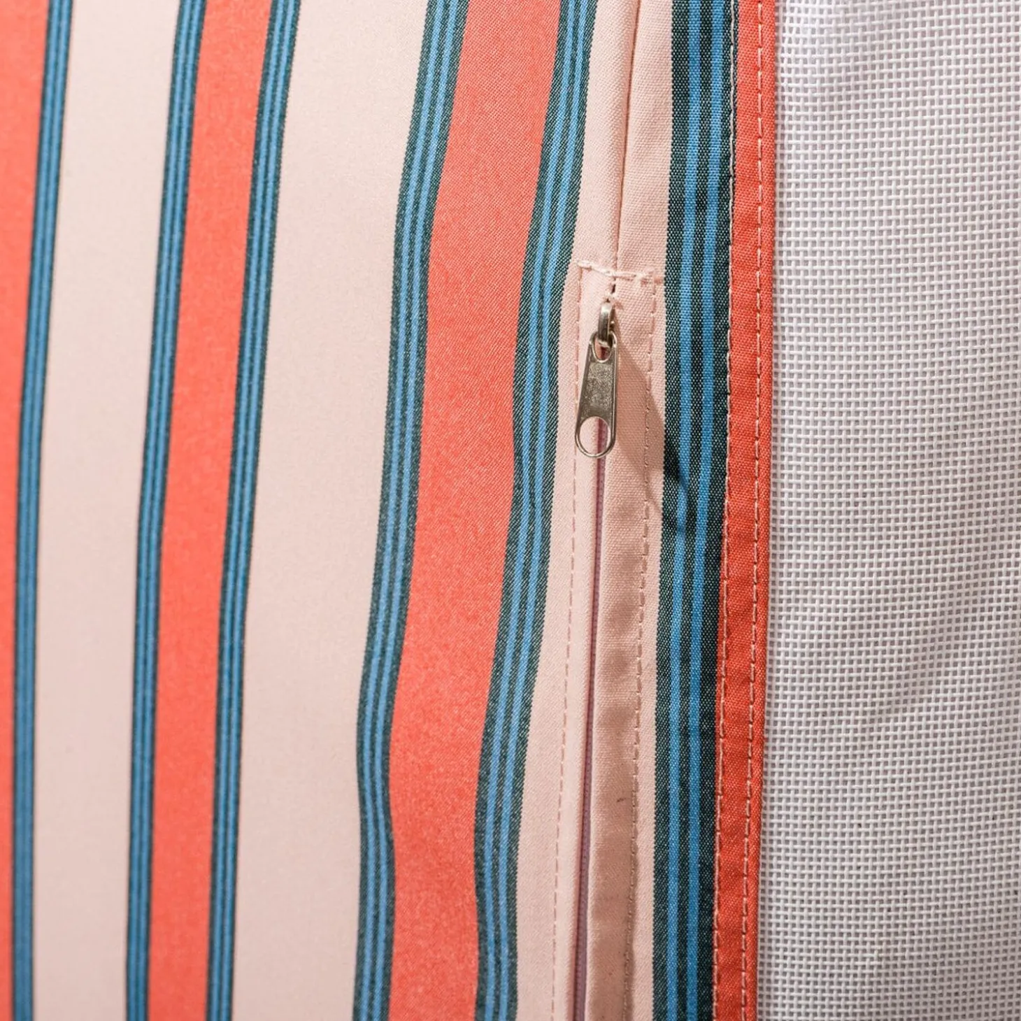 The Xl Pool Lounger - Bistro Dusty Pink Stripe